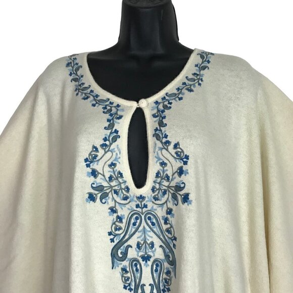 LUCKY Brand Bohemian Poncho With Beautiful Blue Floral Embroidery Size M/L - Picture 3 of 7
